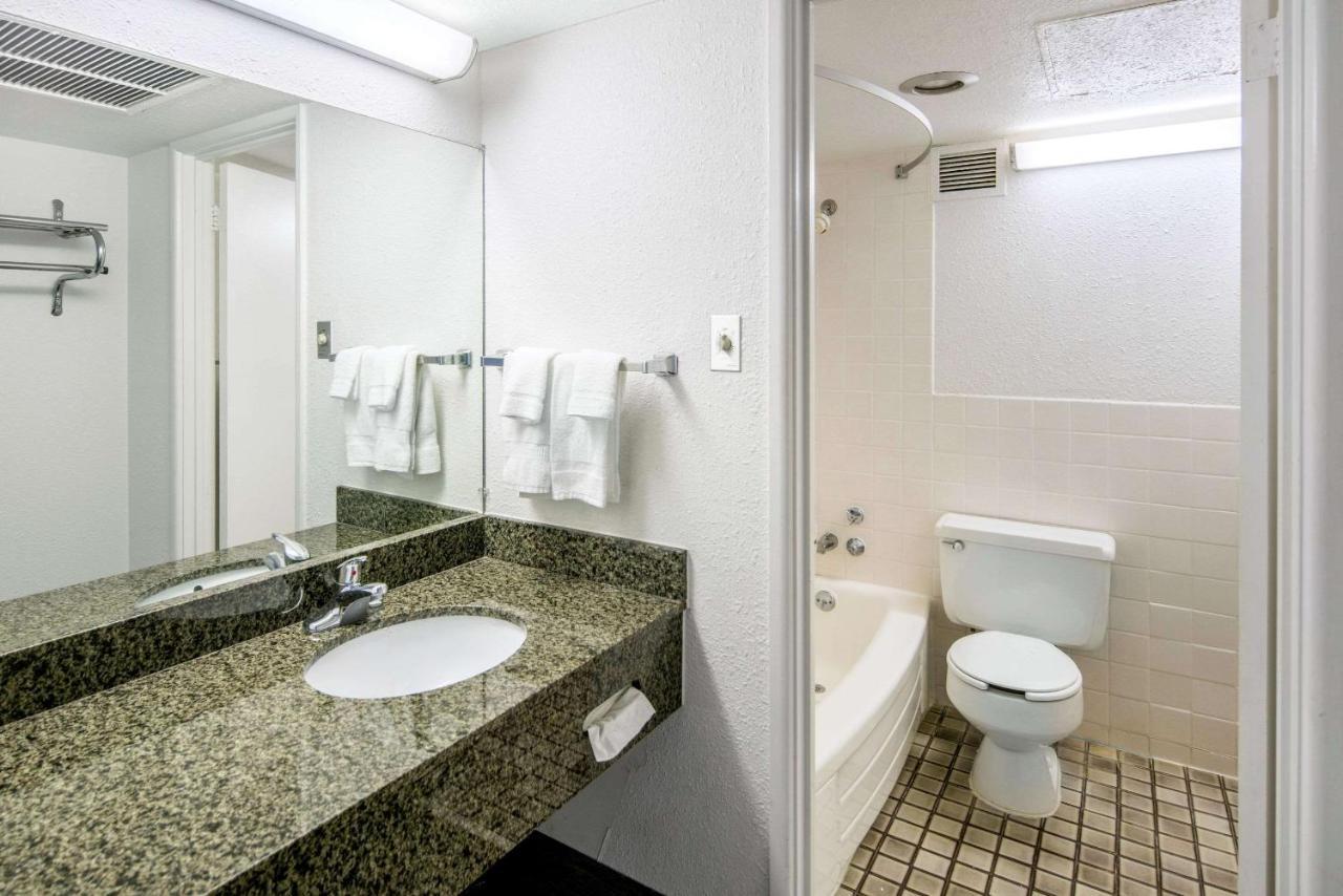 Econo Lodge & Suites Spokane Extérieur photo